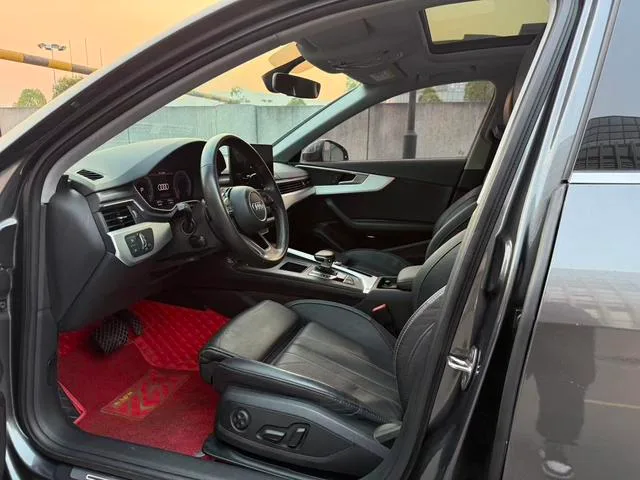 Audi A4L 2022 40 TFSI Mode dynamique extérieur photo 4