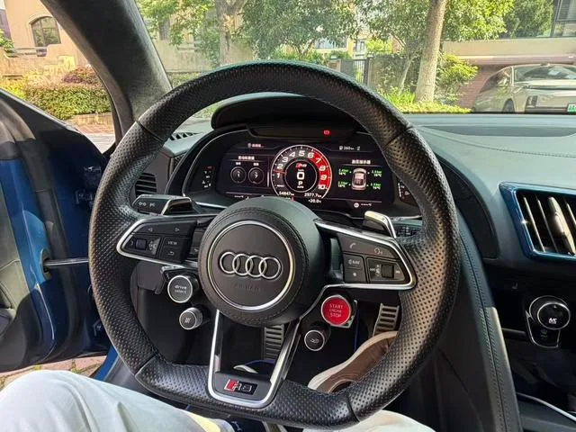 Audi R8 2021 V10 Coupe Performance interior foto 9