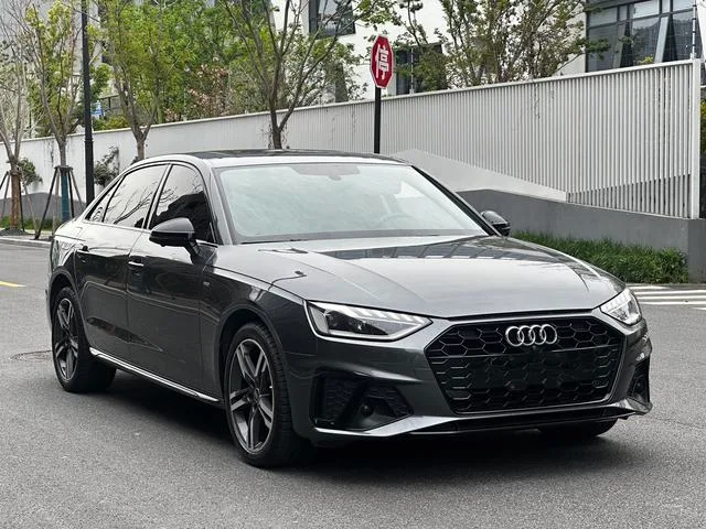 Audi A4L 2022 40 TFSI Tipo dinámico de moda exterior foto 2