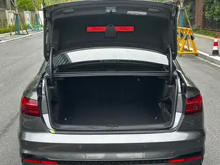 Audi A4L 2022 40 TFSI Tipo dinámico de moda exterior foto 8