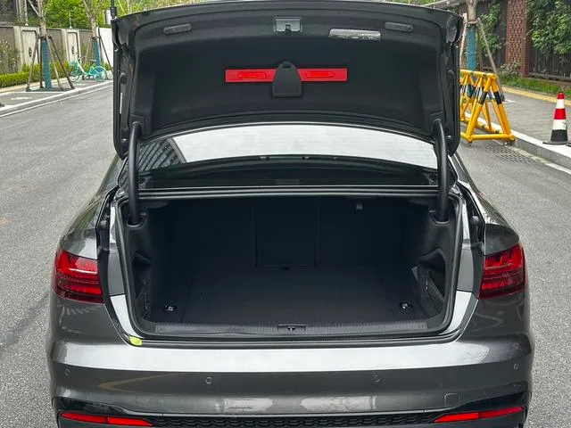 Audi A4L 2022 40 TFSI Tipo dinámico de moda exterior foto 8