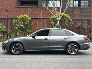 Audi A4L 2022 40 TFSI Tipo dinámico de moda exterior foto 10