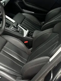 Audi A4L 2022 40 TFSI Tipo dinámico de moda interior foto 12