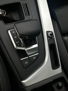 Audi A4L 2022 40 TFSI Tipo dinámico de moda interior foto 18