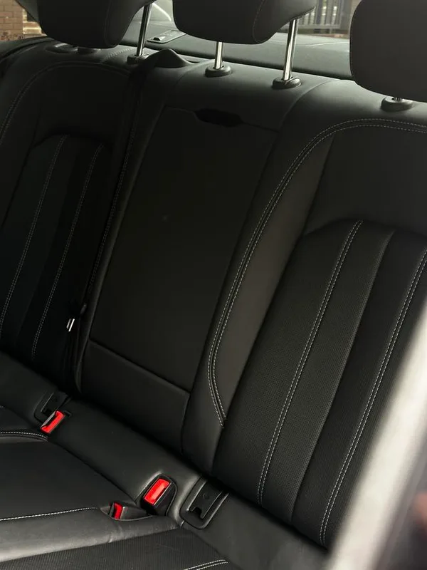 Audi A4L 2022 40 TFSI Tipo dinámico de moda interior foto 19