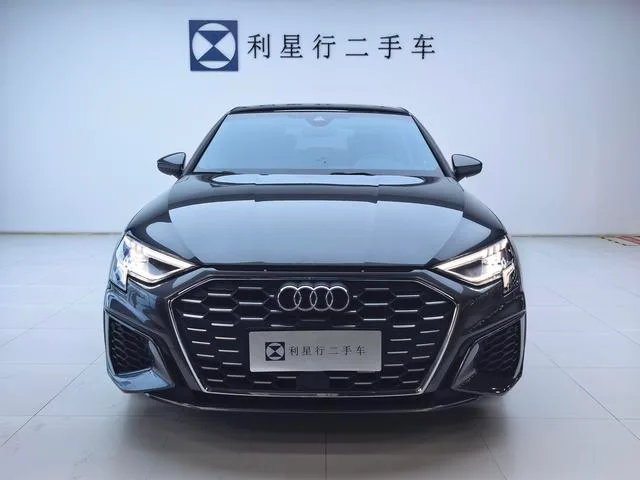 Audi A3 2023 Reforma A3L Limousine 35 TFSI Estilo deportivo de moda exterior foto 2