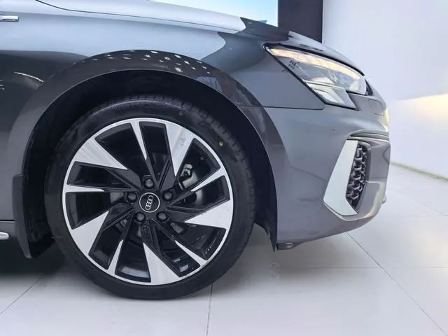 Audi A3 2023 Reforma A3L Limousine 35 TFSI Estilo deportivo de moda interior foto 17