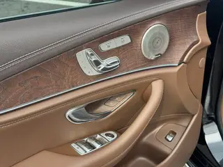 Mercedes-Benz E-Class 2022 E 300 L Luxury type Passenger car exterior photo 5