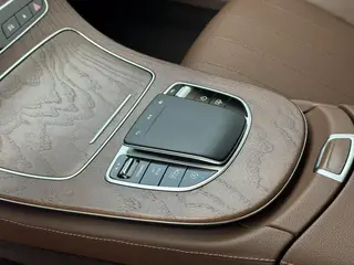 Mercedes-Benz E-Class 2022 E 300 L Luxury type Passenger car exterior photo 10