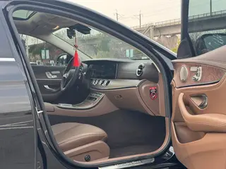 Mercedes-Benz E-Class 2022 E 300 L Luxury type Passenger car interior photo 15