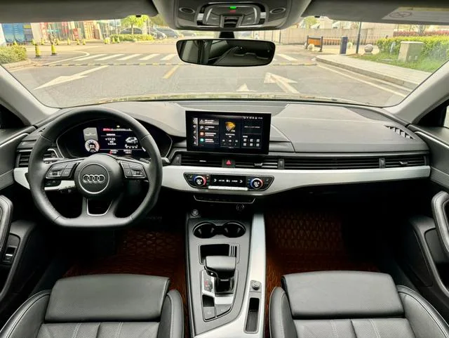 Audi A4L 2023 40 TFSI Deluxe Dynamic exterior photo 5