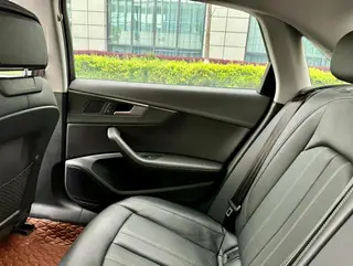 Audi A4L 2023 40 TFSI Deluxe Dynamic interior photo 9