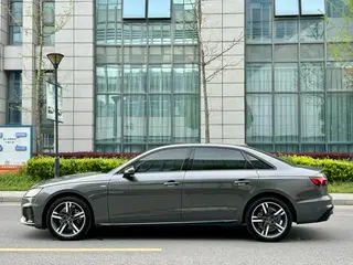 Audi A4L 2023 40 TFSI Deluxe Dynamic interior photo 10
