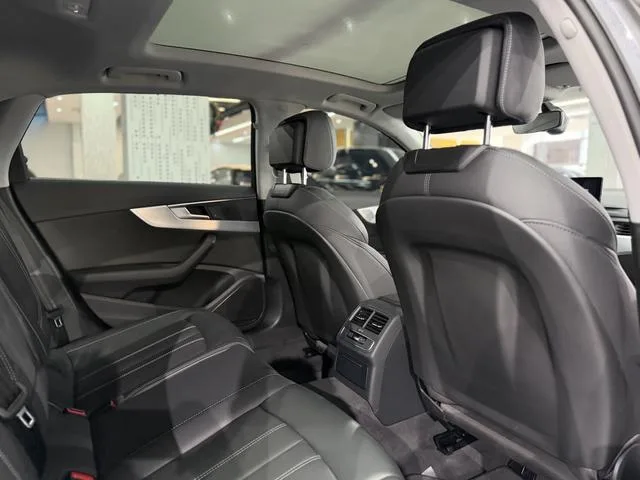 Audi A4L 2023 40 TFSI Fashion dynamic type interior photo 11