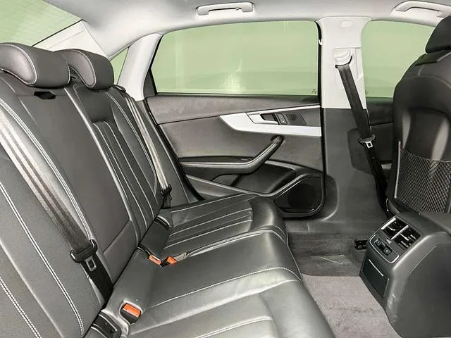 Audi A4L 2020 40 TFSI Deluxe Dynamic interior photo 7