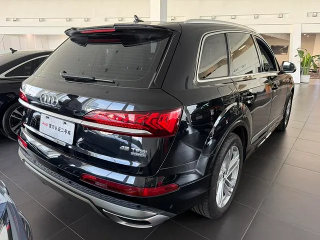 Audi Q7 2023 45 TFSI quattro S line Sportif extérieur photo 3