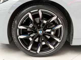BMW 4 Series 2024 430i M Traje nocturno deportivo Yao exterior foto 9