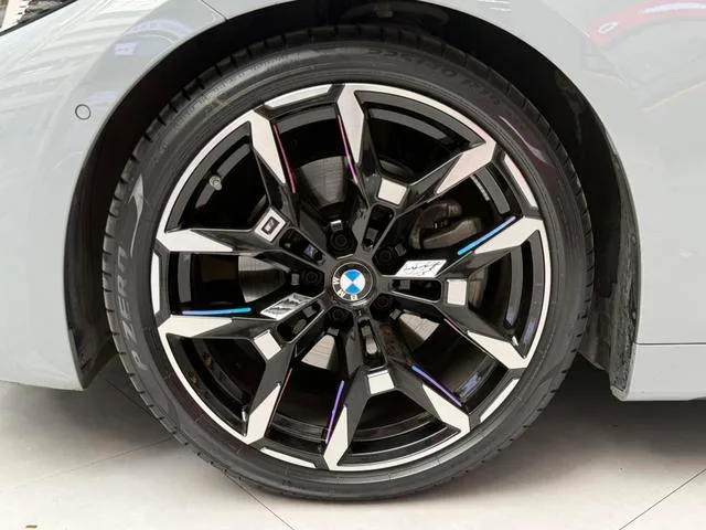 BMW 4 Series 2024 430i M Traje nocturno deportivo Yao exterior foto 9