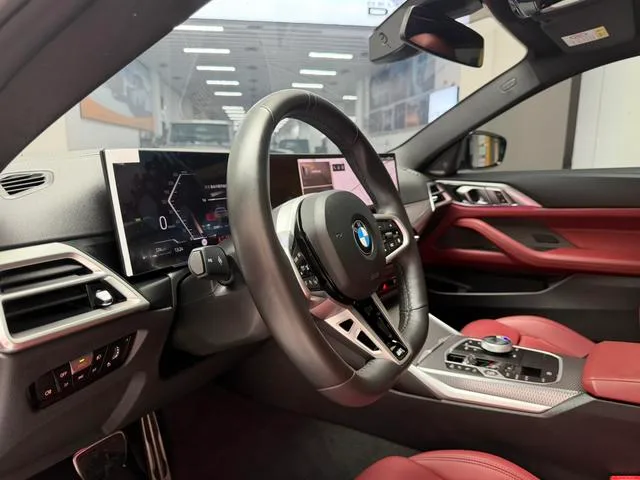 BMW 4 Series 2024 430i M Traje nocturno deportivo Yao interior foto 11