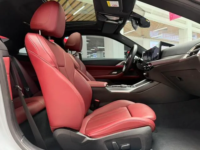 BMW 4 Series 2024 430i M Traje nocturno deportivo Yao interior foto 13