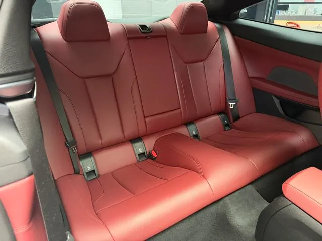 BMW 4 Series 2024 430i M Traje nocturno deportivo Yao interior foto 15