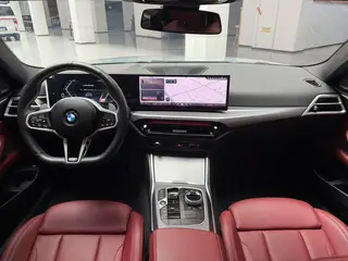 BMW 4 Series 2024 430i M Traje nocturno deportivo Yao interior foto 16