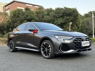 Audi A3 2026 A3L Limousine 35 TFSI Tipo exclusivo Flying Spur exterior foto 4