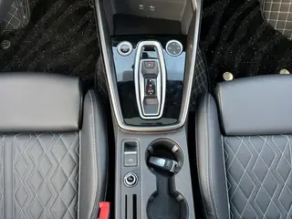 Audi A3 2026 A3L Limousine 35 TFSI Tipo exclusivo Flying Spur interior foto 20