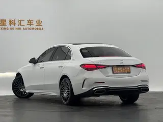 Mercedes-Benz C-Class 2024 Deuxième lifting C 260 L Version sportive intérieur photo 8