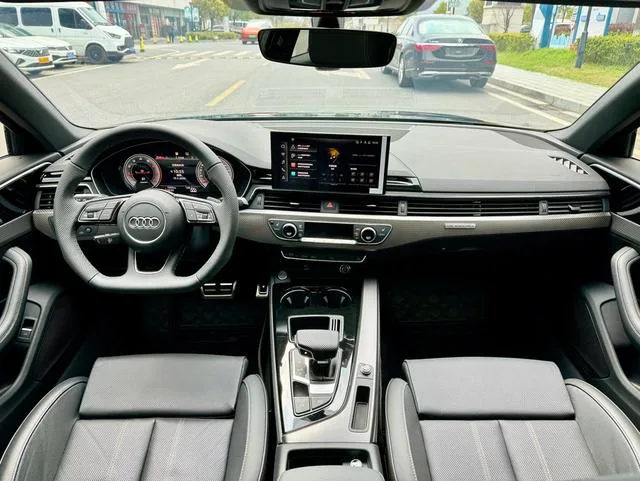 Audi A4L 2024 40 TFSI quattro RS Kit Burn Rate Type exterior photo 5