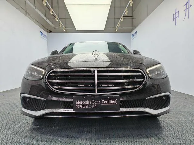 Mercedes-Benz E-Class 2022 E 300 L De lujo Coche exterior foto 2