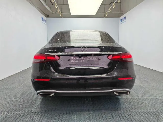 Mercedes-Benz E-Class 2022 E 300 L De lujo Coche exterior foto 5