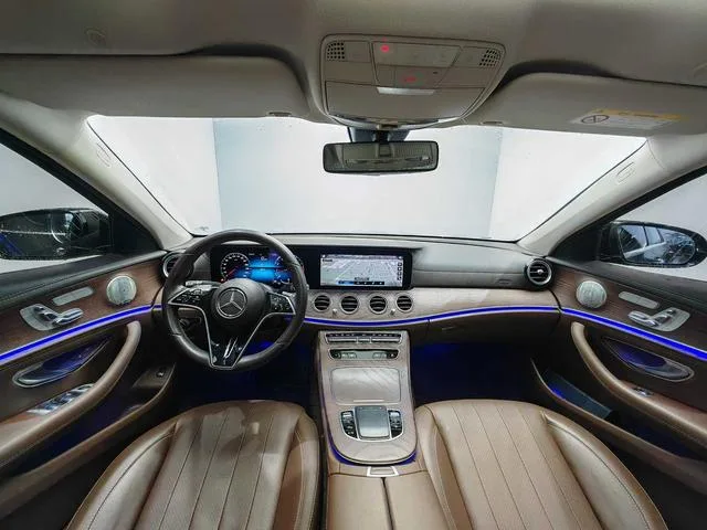 Mercedes-Benz E-Class 2022 E 300 L De lujo Coche exterior foto 10