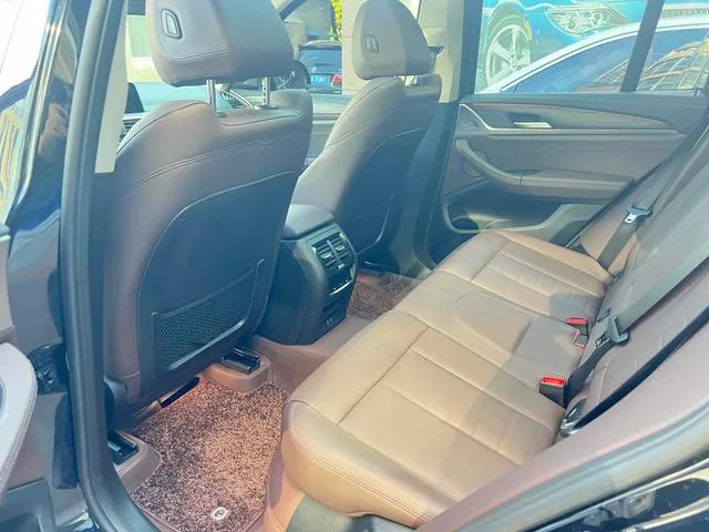 BMW X3 2019 xDrive30i Leading Type M Sports suit interior photo 10