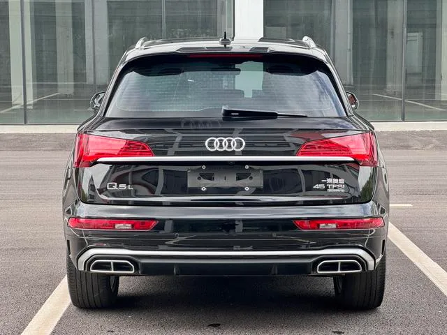 Audi Q5L 2022 45T Deluxe Dynamic exterior photo 5