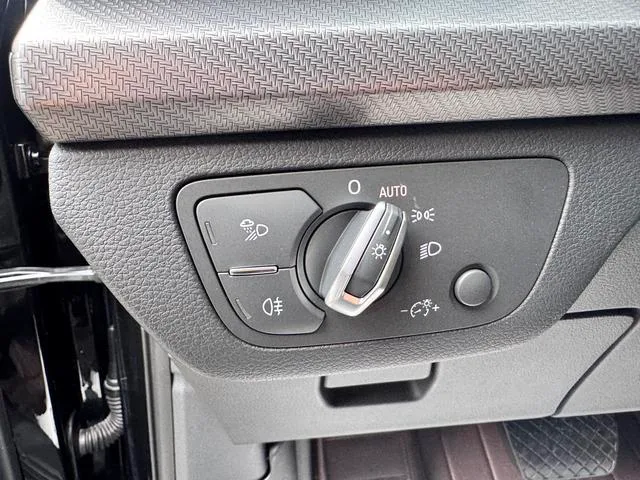 Audi Q5L 2022 45T Deluxe Dynamic interior photo 15