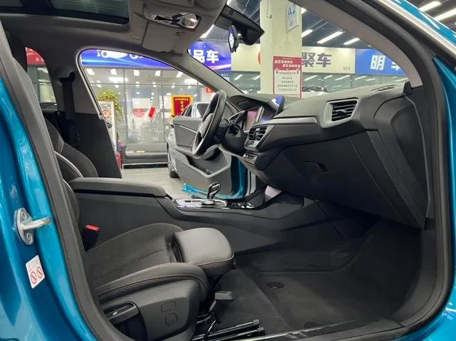 BMW 2 Series 2021 225i Four-door coupe M Sports suit exterior photo 7