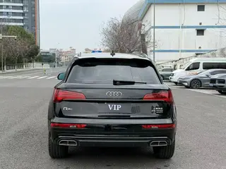 Audi Q5L 2023 40T Роскошный динамичный тип интерьер фото 7