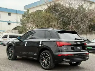 Audi Q5L 2023 40T Роскошный динамичный тип интерьер фото 9