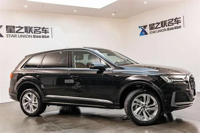 Audi Q7 2023 45 TFSI quattro S line Sportif extérieur photo 7