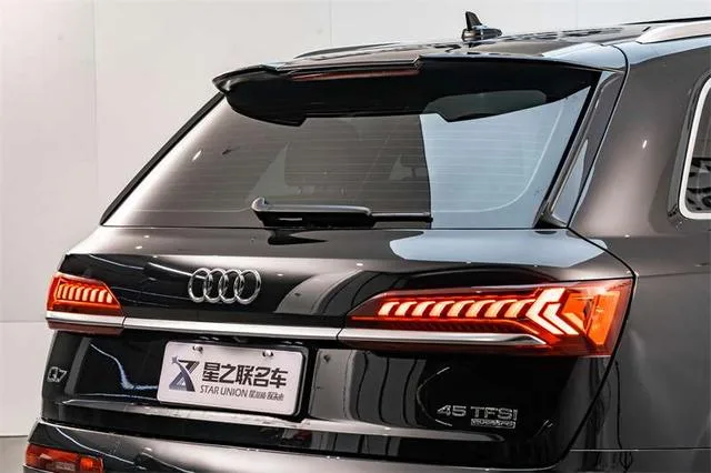 Audi Q7 2023 45 TFSI quattro S line Sportif extérieur photo 10