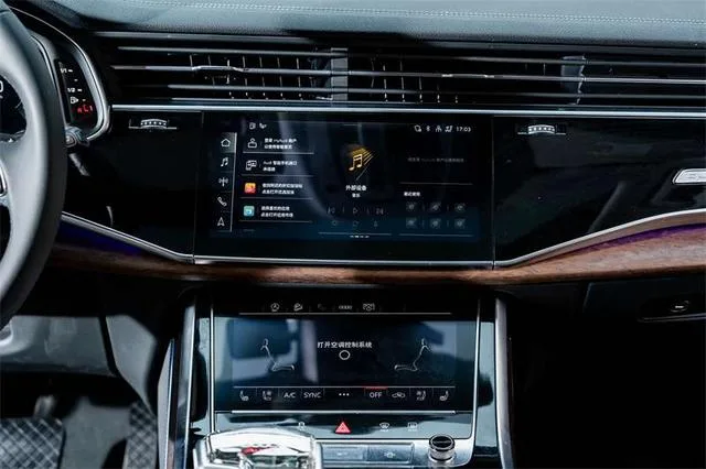 Audi Q7 2023 45 TFSI quattro S line Sportif intérieur photo 16