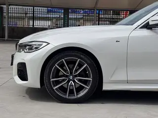 BMW 3 Series 2022 Restyling 325Li M Sports suit exterior photo 3