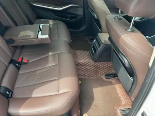 BMW 3 Series 2022 Restyling 325Li M Sports suit interior photo 16