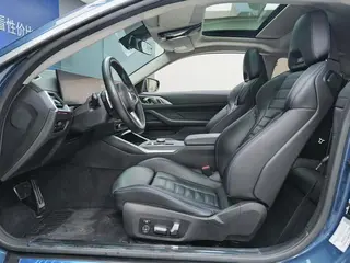 BMW 4 Series 2023 425i M Sports suit interior photo 8