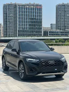 Audi Q5L 2023 40T Deluxe Dynamic exterior photo 3