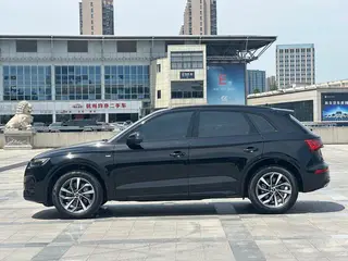Audi Q5L 2023 40T Deluxe Dynamic exterior photo 7