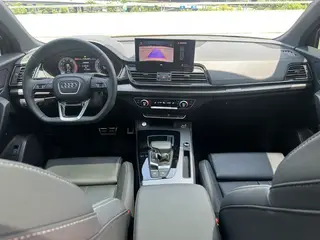 Audi Q5L 2023 40T Deluxe Dynamic interior photo 18