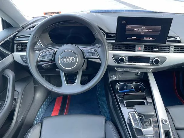 Audi A5 2023 Sportback 40 TFSI Mode dynamique intérieur photo 12