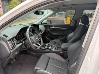 Audi Q5L 2021 40 TFSI Deluxe dinámico interior foto 9